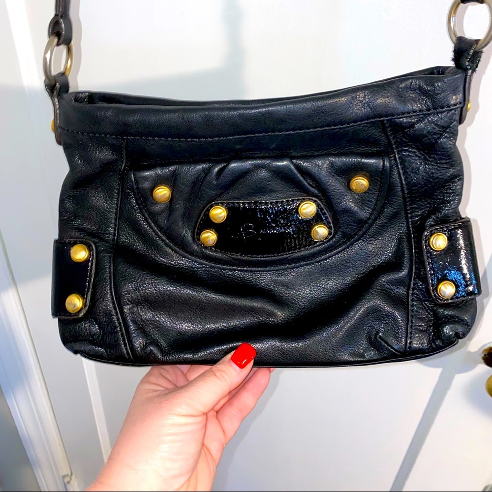 B. Makowsky crossbody Bag